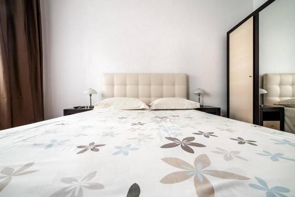 Apartment In The Center Of "Opera" إلفيف المظهر الخارجي الصورة