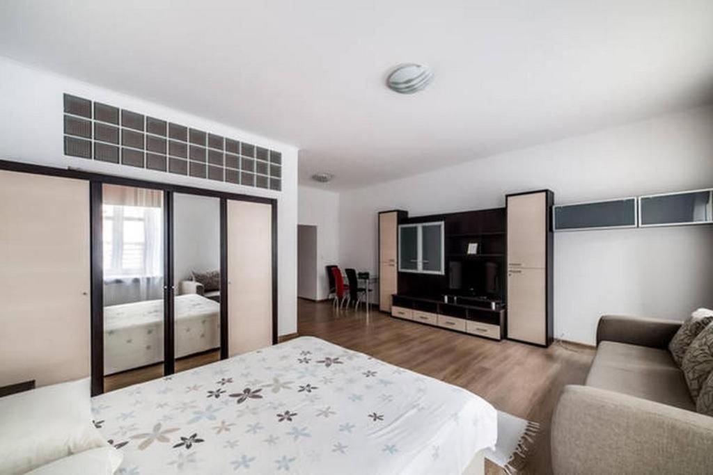 Apartment In The Center Of "Opera" إلفيف المظهر الخارجي الصورة